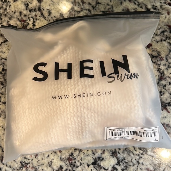 NWT SHEIN bathing suit - Picture 2 of 2